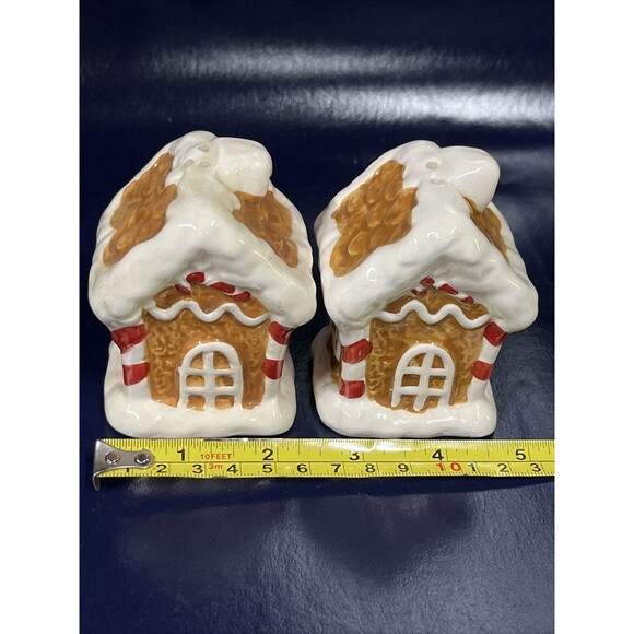 Gingerbread House Salt & Pepper Shaker Christmas Decor Unused  -‎ D9-1 - Picture 6 of 16